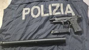 Padova, sparano sei colpi di pistola fuori dall’Euganeo: denunciati due giovani