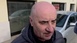Schiacciato dal basculante a Barcon, il sindaco: 