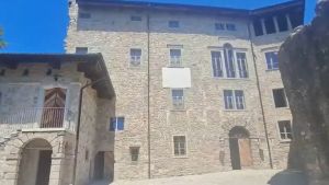 Come nasce il Messaggero Veneto: la redazione incontra i lettori al castello di Prampero