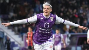 Ya es oficial: este es el noveno fichaje veraniego del Avilés