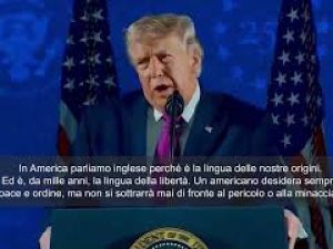 Trump: Parliamo inglese perché è la lingua delle nostre origini