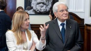 Una campagna elettorale sulla strada che porta al Quirinale