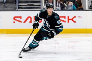 What Shakir Mukhamadullin brings to the Oilers’ blue line