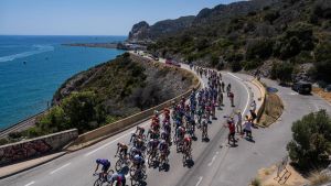 Cruzar media Catalunya dentro de una taza de café es posible en el Tour