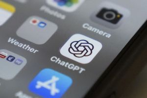 Idées | Uber, Facebook, Spotify ou ChatGPT, le même plan d’affaires asphyxiant