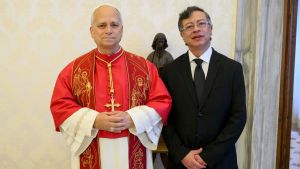 ¿A qué viajó Petro a… Roma?