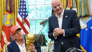 Trumps Rote-Karten-Affäre ist viel mehr als eine Rote-Karten-Affäre