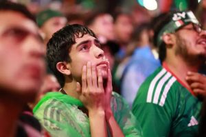 Azteca’da Meksika’nın şarkısı yarım kaldı