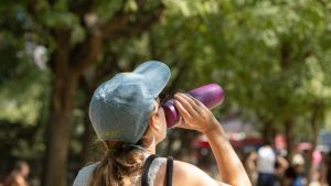 El segundo día de la ola de calor deja máximas por encima de los 43 grados antes del gran estallido de temperaturas previsto a partir del martes