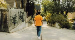 A man bid $5,000 on a vacant lot in Ohio. He accidentally bought a whole street.