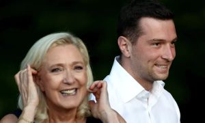 Bo kandidat skrajne desnice Bardella ali Le Penova?