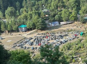 Keran records 3,000 daily footfall, emerges as J&K’s fastest-growing border tourism destination