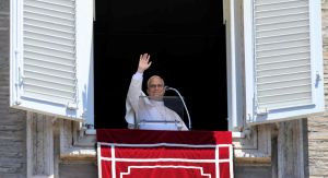 Il cattolicesimo scivola verso l’etica e la politica sociale