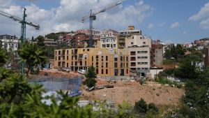 Corp (Scranton) y Copisa se reparten el primer concurso de suelo público de la Generalitat para 1.940 viviendas de alquiler