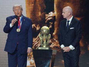 Violentate le regole sacre del pallone