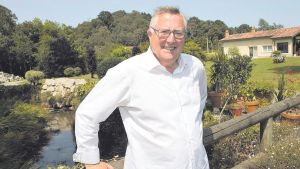 Luto en Oviedo: muere a los 86 años Antonio Bascarán, referente de la oftalmología y de la vida social carbayona