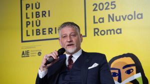 Il patentino antifascista era inutile, ammette Più libri più liberi