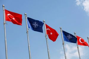 Το τάνγκο της Τουρκίας στο ΝΑΤΟ