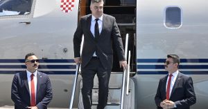 FOTO Pogledajte kako su dočekali Milanovića uoči ključnog sastanka: Stigao u Ankaru Vladinim avionom