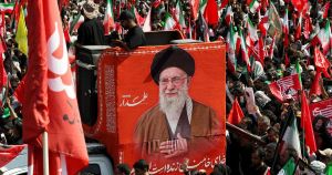 Nakon Khameneijeve smrti vlast u Iranu raspoređena je u nekoliko centara moći