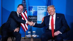 El 'informe OTAN' con el que Sánchez dirá 'no' al 5% de Trump y Rutte
