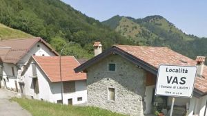 Lite sulla strada extracomunale a Lauco: il Tar annulla l'atto del sindaco e dispone il pagamento delle spese
