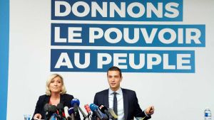 L’Ue ha atteso in silenzio le decisioni francesi, ma considera Le Pen il male minore