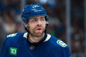 Stan Bowman needs to make a big splash and add a scoring winger