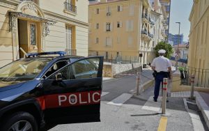 Suspect in bombing that hurt sanctioned Jewish Ukrainian-born oligarch found dead