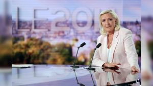 Marine Le Pen blijft ondanks veroordeling presidentskandidaat