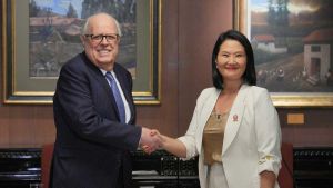 Fujimori riconferma Velarde, pilastro della stabilità economica del Perù