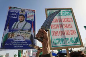 Alarm over potential Eilat attack met with skepticism, though not toward Houthi threat