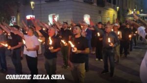 Salerno, saluto romano alla commemorazione di Carlo Falvella, il giovane del Fuan ucciso da un anarchico|