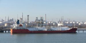 Drone Warfare Turns Oil From a Resource Into a Liability