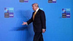Trump riporta Teheran al centro di un vertice Nato. Il precedente