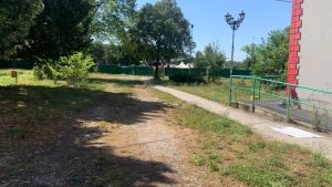 Troppo degrado, chiude il parco Mappaluna. Protestano i cittadini: «Gli spazi verdi sono pochi»