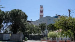 Ciminiera A2A a Monfalcone: dopo l’estate le prime operazioni di svuotamento