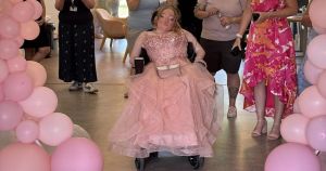 Teenager with rare condition given royal treatment at prom
