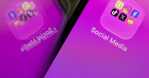 La encrucijada de regular la IA y las redes sociales