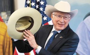 El temor de Ken Salazar