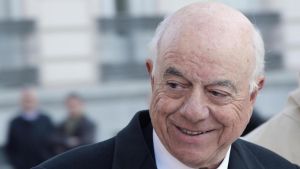 La Audiencia Nacional abre juicio a BBVA, Francisco González y otros 14 exdirectivos por el caso Villarejo