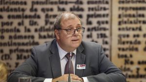 La UCO señala al expresidente de Correos como apoyo decisivo para la trama de Leire Díez