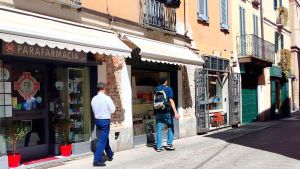 Finisce ai domiciliari ma li evade (due volte) per andare dal panettiere