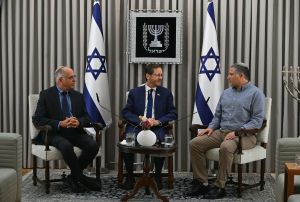 After ‘loyalty’ uproar, Shin Bet head says agency subordinate to Elections Committee on vote