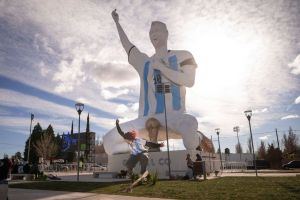 The story behind Lionel Messi’s viral statue in Patagonia