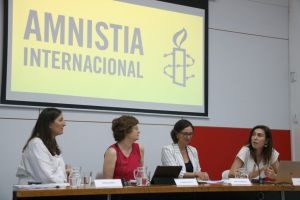 I allà, amagat rere un informe d'Amnistia, trau el cap el conflicte