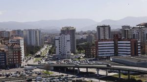 Adif confirma que la obra del derribo de Carlos Marx sigue 