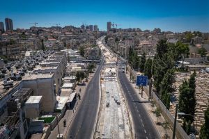Housing snapshot July 2026: In shadow of Iran war, home prices fall 0.3% in March-April