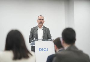 Las claves: Digi acepta salir a un precio rebajado en cuanto se abre una ventana de mercado