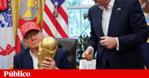 É bom que a política se envolva no futebol